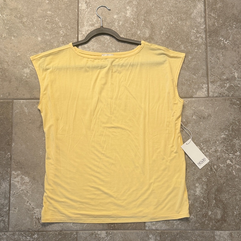 NWT- Brentwood Boat Neck Top Butter Yellow Small